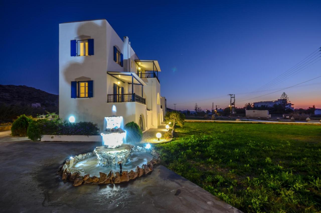 מיקרי ויגלה Gaitani Apartments Plaka Naxos מראה חיצוני תמונה