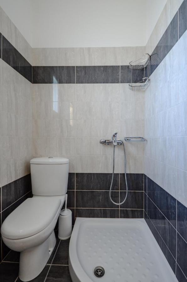 מיקרי ויגלה Gaitani Apartments Plaka Naxos מראה חיצוני תמונה
