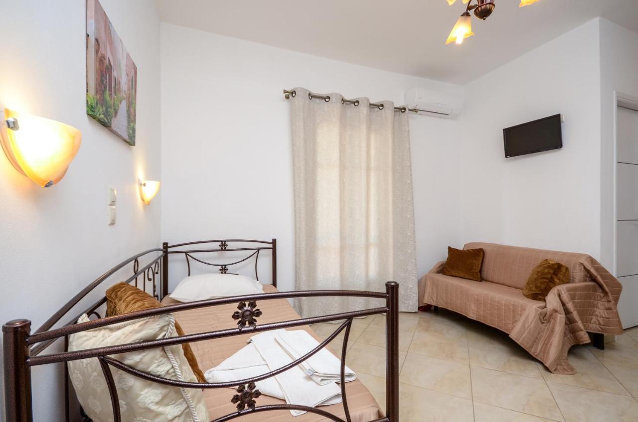 מיקרי ויגלה Gaitani Apartments Plaka Naxos מראה חיצוני תמונה